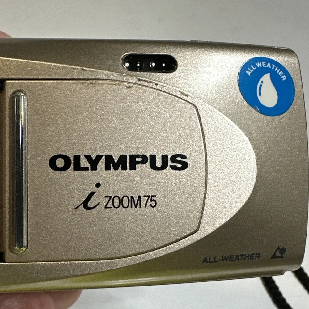 Olympus i Zoom 75 Gold APS 28-75mm Point Shoot Film Camera - As-is for Parts